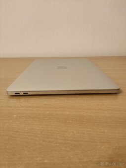 MacBook Pro 2017 | i5 • 16GB • 256GB SSD - 8