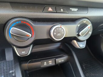 Kia Rio, klimatizace, 1.2 62kw, ČR, serviska - 8