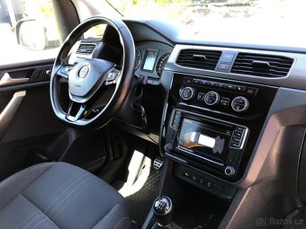 VW Caddy ALLTRACK 4x4 11/2016 Historie-Servis VW - 8