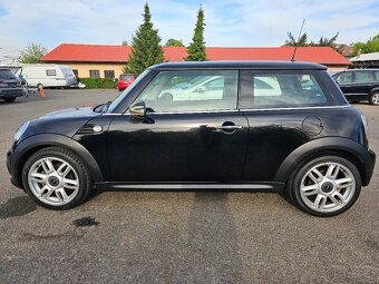 MINI COOPER ONE 2013 1.6i 72kW,TEMPOMAT,KLIMA,SERVISKA - 8