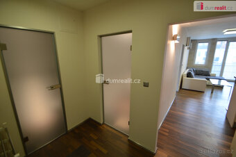 Pronájem 2kk 53m2 +balkon 3m2 P Prosek Terezínská - 8