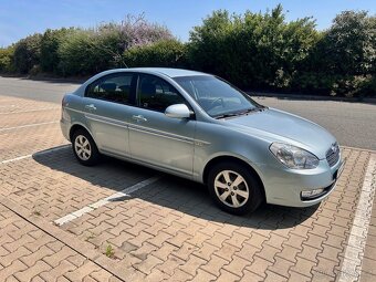 Hyundai Accent 1,4i, 71 kw, ČR, 2. maj., tažné - 8