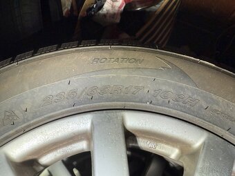 Zimní pneu 235/65 r 17 na alu 7x17 et 41 5x114,3 - 8