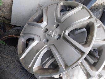 Zimní kola 185/65 R15 Barum Polaris 5 - 8