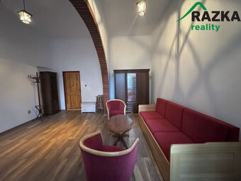 Prodej bytu 2+1(83m2), Karlovy Vary, ul. T.G.M. - 8