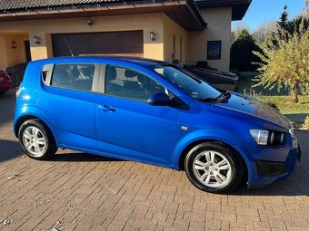 Chevrolet Aveo 1.4 i 74 kW Tempomat Serviska - 8