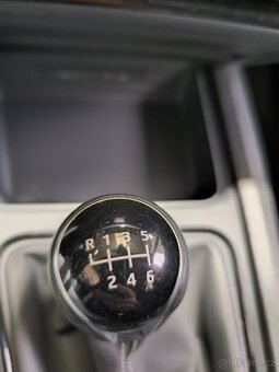 SEAT LEON 2,0 TDI - 8
