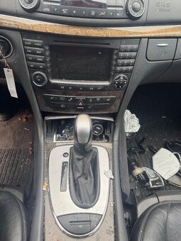 Mercedes e 320 benz 2004 - 8