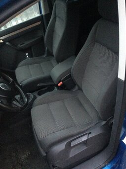 VW Touran 2.0TDI BKD RV 2003-2010 7.Místný LA5X. - 8