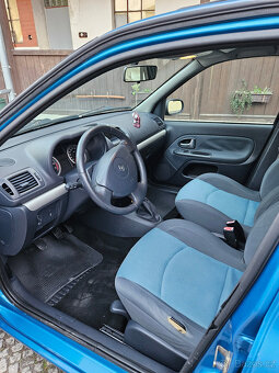 RENAULT CLIO 1.4 BENZÍN, STK DO 2027 + ZIMNÍ A LETNÍ PNEU - 8