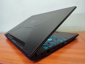Asus A15,RTX-3070-8 GB,R-7-5800h,TOP Stav. - 8