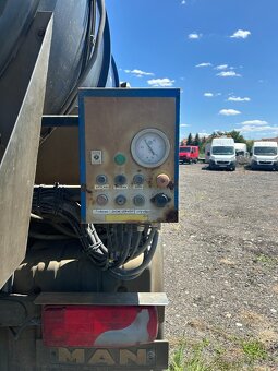 MAN TGA 26.350 Fekál 6x4 - 8