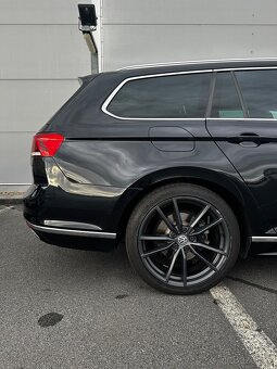 VW Passat 2.0 TDI 140kW DSG R Line cena s DPH - 8