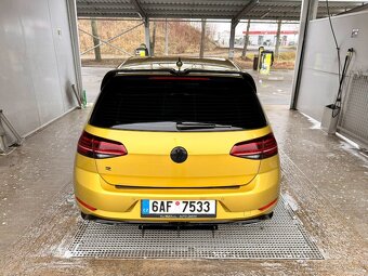 VW Golf 7.5 R-line DSG - 2017 MAX VÝBAVA - super stav - 8