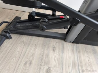 Eliptický trenažer NordicTrack C5.5 - 8