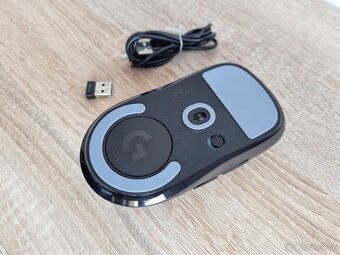 Logitech PRO X Superlight - bezdrátová myš - 8