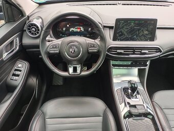 MG EHS PHEV Luxury 1.5 190kW AUT. 53tkm Panorama Virtual LED - 8