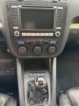 Vw EOS 2.0 FSI 110kw 2006 digi klima, serviska, kůže - 8