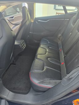 Tesla model S Free Supercharger - 8