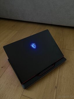 240Hz_RTX4090_i9-13980HX_32GB_2TB_MSI Raider - 8