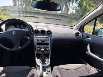 Peugeot 308 1.6hdi - 8