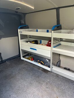 Transporter T6 - 8