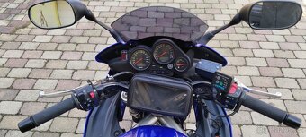 Yamaha Fazer - 8