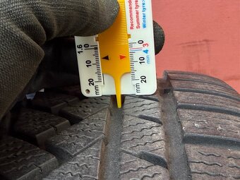 Alu kola AUDI Q3 , 5x112 r17 , zimní pneu 205/60 r17 - 8