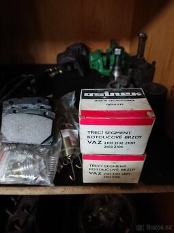 Prodám díly na veterány Fiat 600, Škoda, Volha 24,Favorit - 8