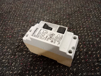 Jističe, chrániče, motorové spouštěče - 8