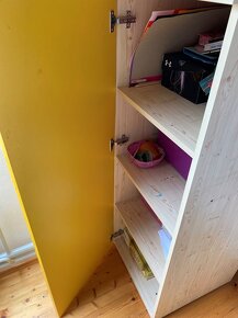 Univerzální dětský pokojíček - stůl, postele, skříně... - 8