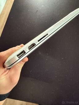 Apple MacBook Pro 15" Mid2015 i7 16GB RAM, 256GB SSD - 8