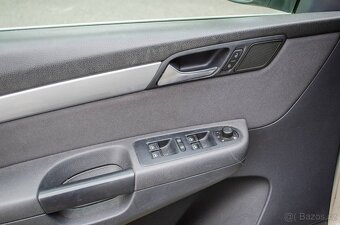 Volkswagen Sharan 2.0 TDI BMT Comfortline - 8