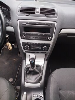 ŠKODA OCTAVIA COMBI II FACELIFT, 1.6 TDI, 77 KW - 8