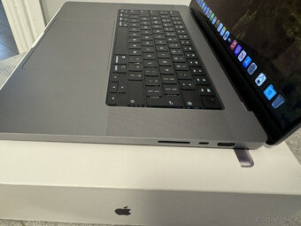 Macbook Pro 16' M1 Max 2021 64RAM 2TB SSD ve velmi dobrém s - 8