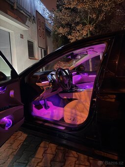 Do pronájmu Toyota Camry - 8