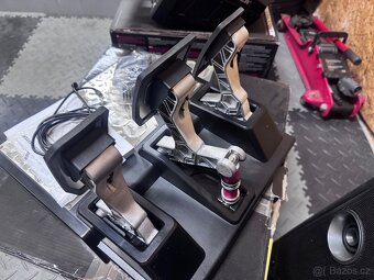 Thrustmaster TS-XW Sparco P310+pedály T-LCM load cell - 8