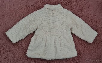 dívčí kožíšek George vel. 86/92 - 8