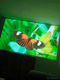 Nativní 1080p LCD projektor 7500 lumenů +4KTV Stick + stativ - 8