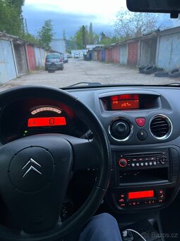 Citroen c3 1.4 54kw benzín 2007 - 8