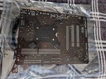 Prodám PC komponenty - 8