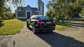 BMW X6, XDRIVE 50i, TAŽNÉ, PO SERVISU, BEZ INVESTIC - 8