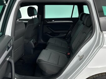 VW Passat 2.0 TDI 147kW 4Motion DSG - 8