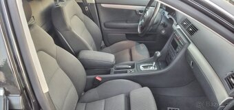 Audi A4 8E avant EDITION 2,7 V6 TDI 2007 - 8