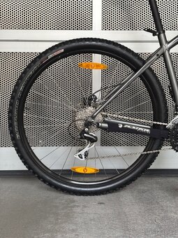 Horské kolo Specialized Rockhopper - 8