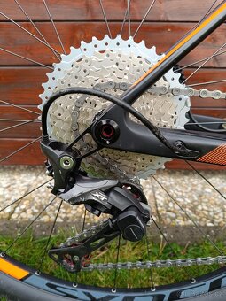 SCOTT SCALE 910 - osazeno komplet Shimano XT - hmotnost 10kg - 8