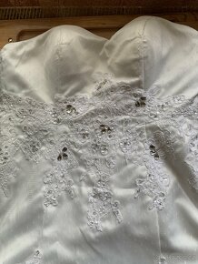 Svatební šaty bez ramínek s kamínky velikost 38 - 8