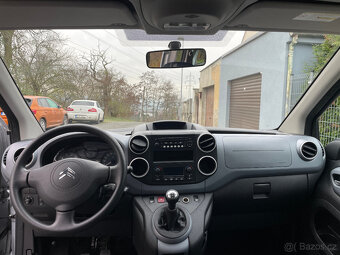 Citroën Berlingo: pro převoz vozíčkáře - 8