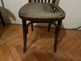 3 stare zidle k rekonstrukci - 8