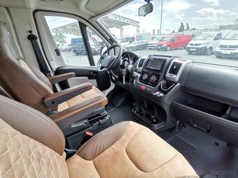 Bürstner TIME IT 726 G / 30 EDITION - 8